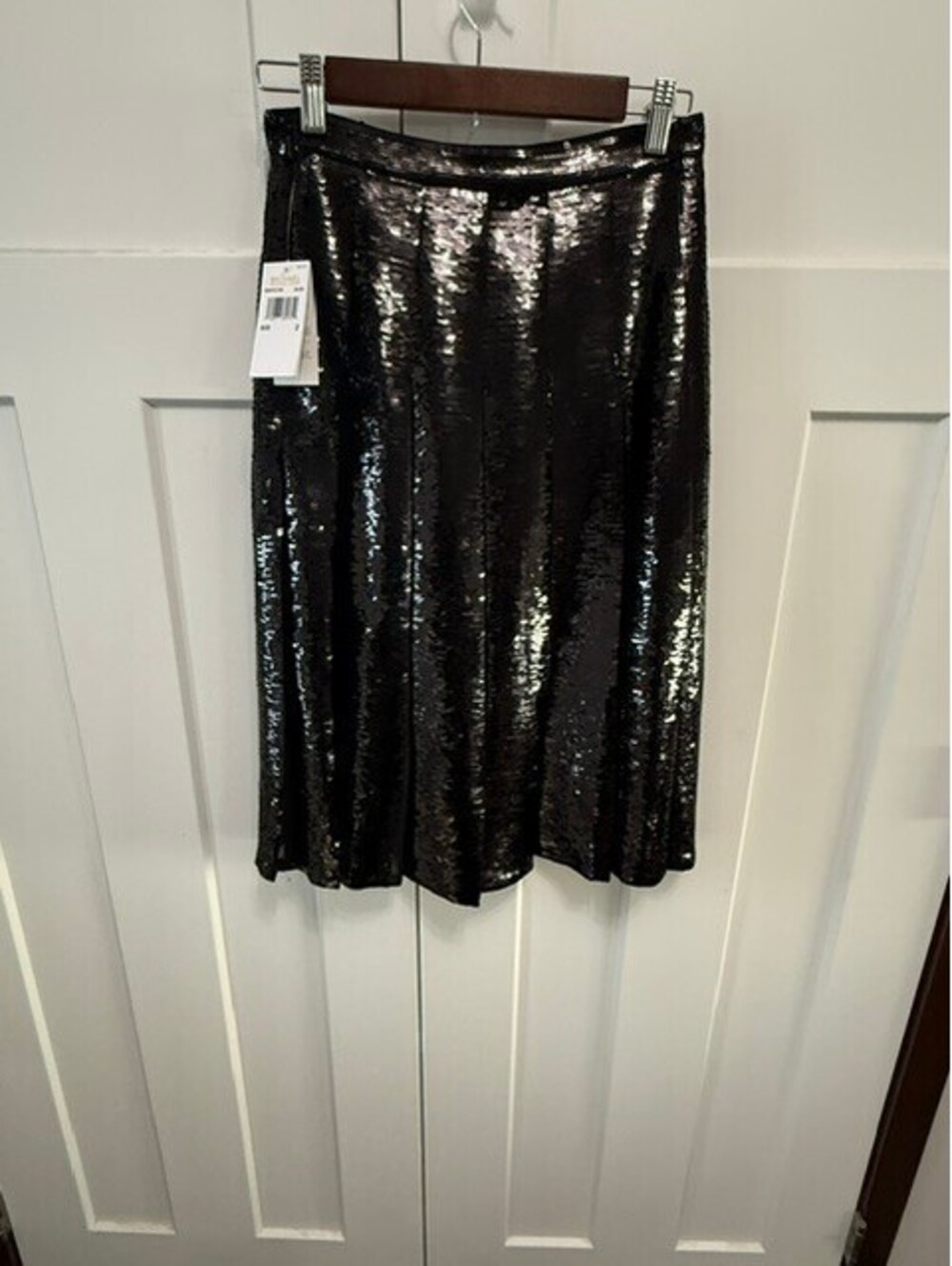 NWT Michael Kors black pleated sequin midi skirt size 2 - Stunning!